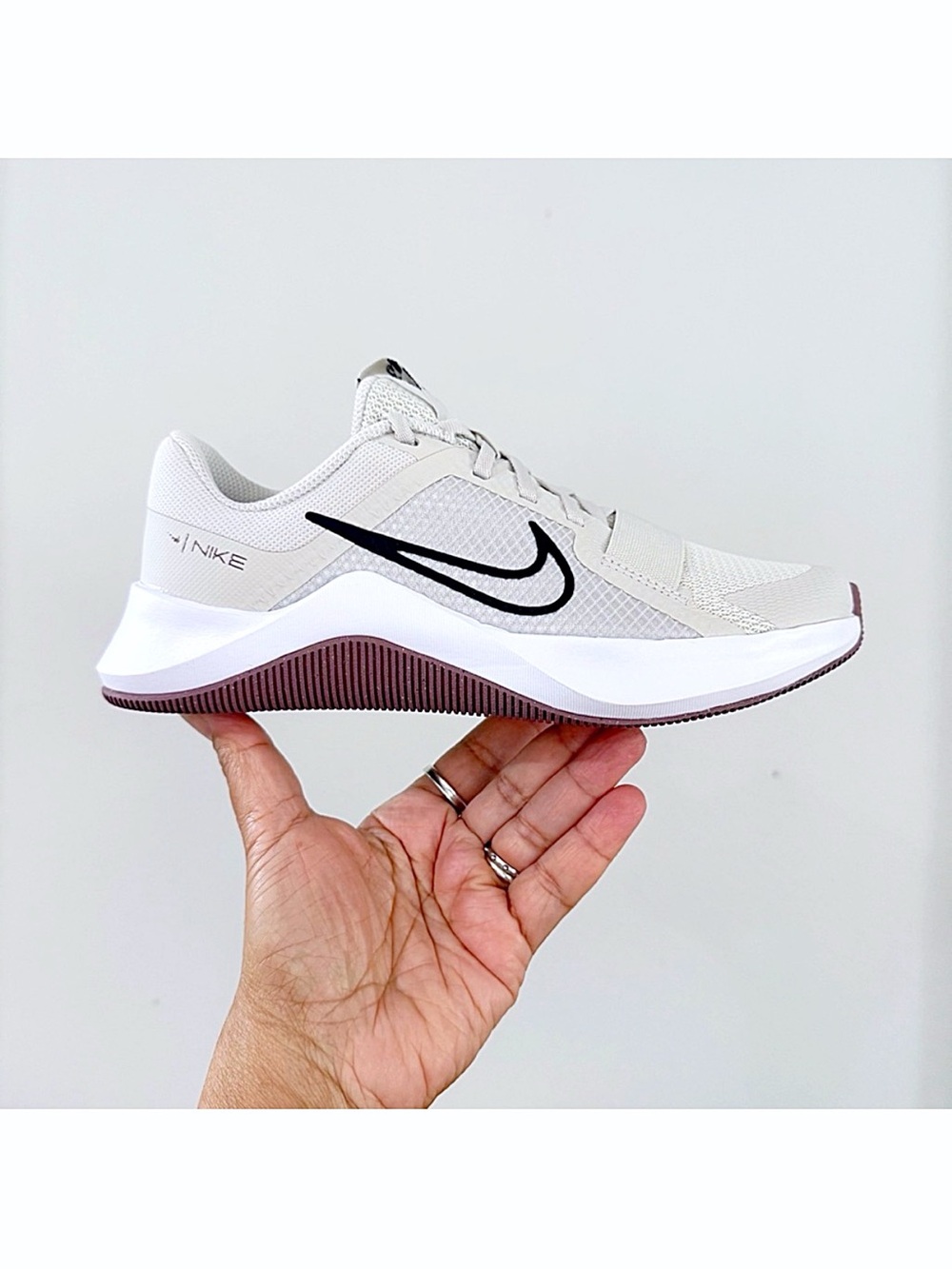 Nike MC Trainer 2 Women’s Sneakers